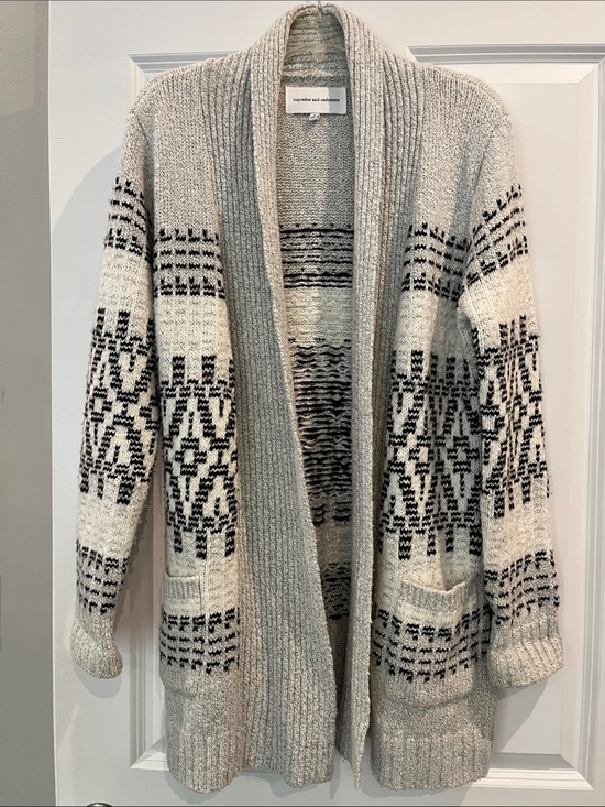 cupcakes & cashmere Sweaters - cupcakes & cashmere Cream and Black Patterned Open-Front Cardigan